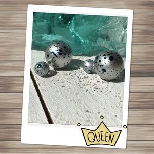 Gray and Black Double Stud Earrings